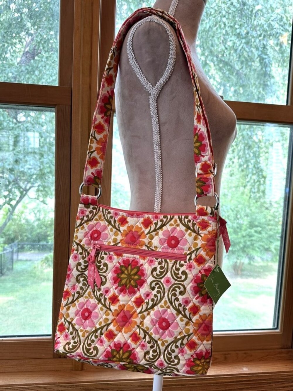 NWT Vera Bradley Folkloric Hipster Crossbody Bag Quilted Floral Pink Orange